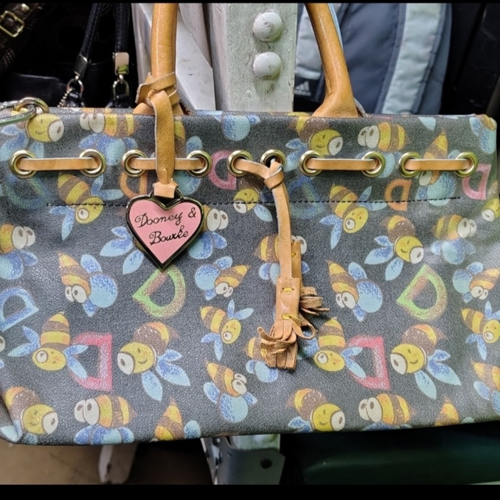 VINTAGE Dooney & Bourke Multicolor Bee Print With Wristlet